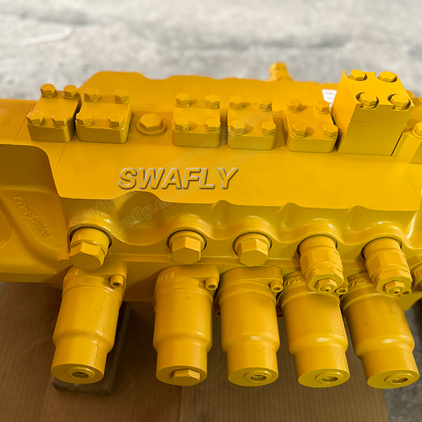 Komatsu PC2000-8 Main Control Valve 708-1A-11300