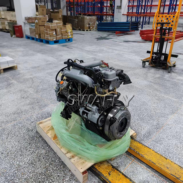 Isuzu 4 Cylinder 4JB1T Complete Engine Assembly