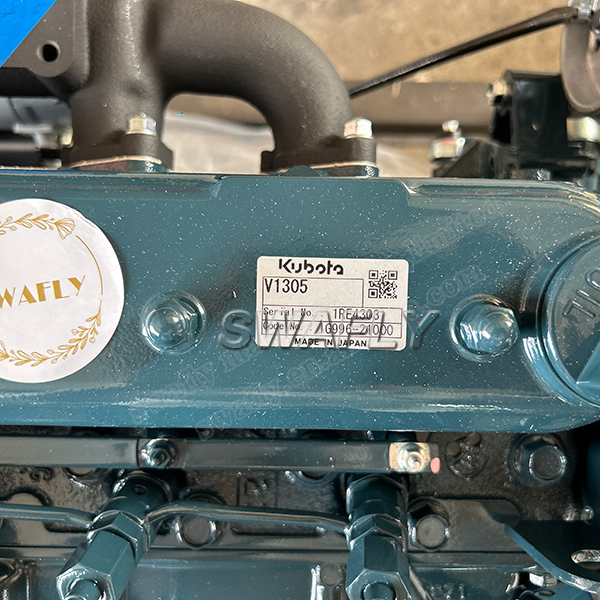 Kubota V1305-ES01 engine 3000RPM 22.7KW