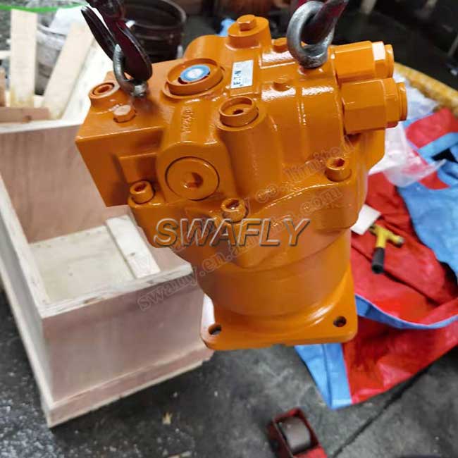 Doosan DX340LC-5 / DX350LC-5 Swing Motor 170303-00065