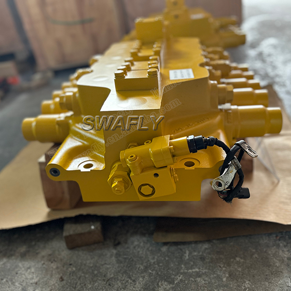 Komatsu PC2000-8 Main Control Valve 708-1A-11300